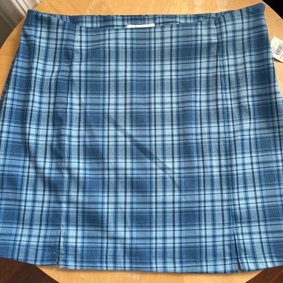 Full Tilt - Blue Plaid Slit Mini Skirt - Size XXL - Fitted Silhouette - NWT - Picture 2 of 6